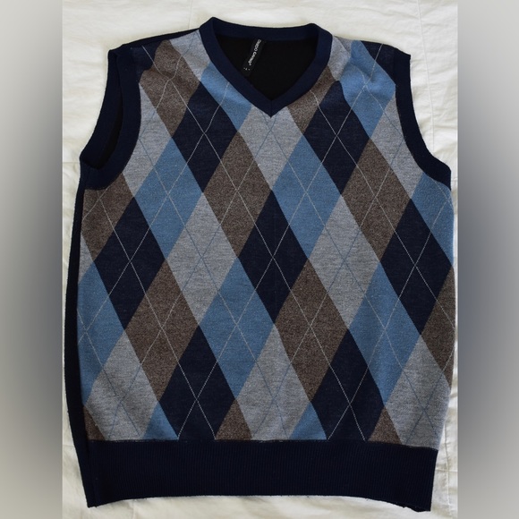 Sweater Vest - Picture 1 of 3